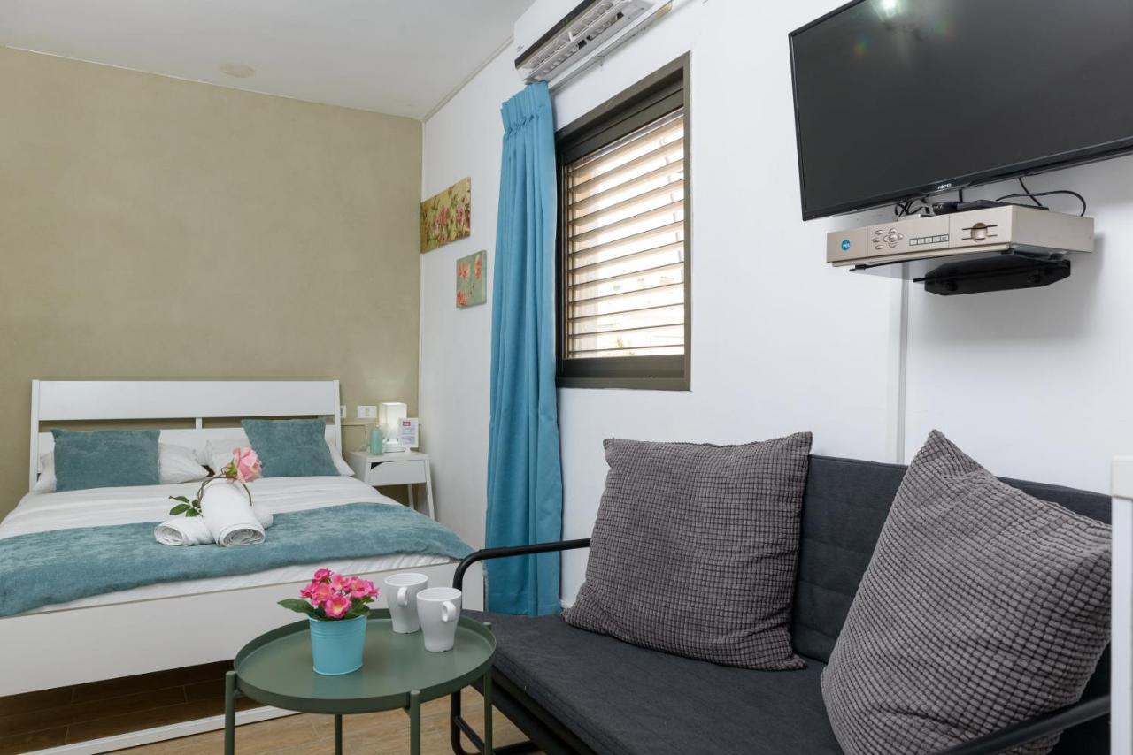 Studio & Apartments On The Beach By Aspentlv Tel Aviv Exterior photo