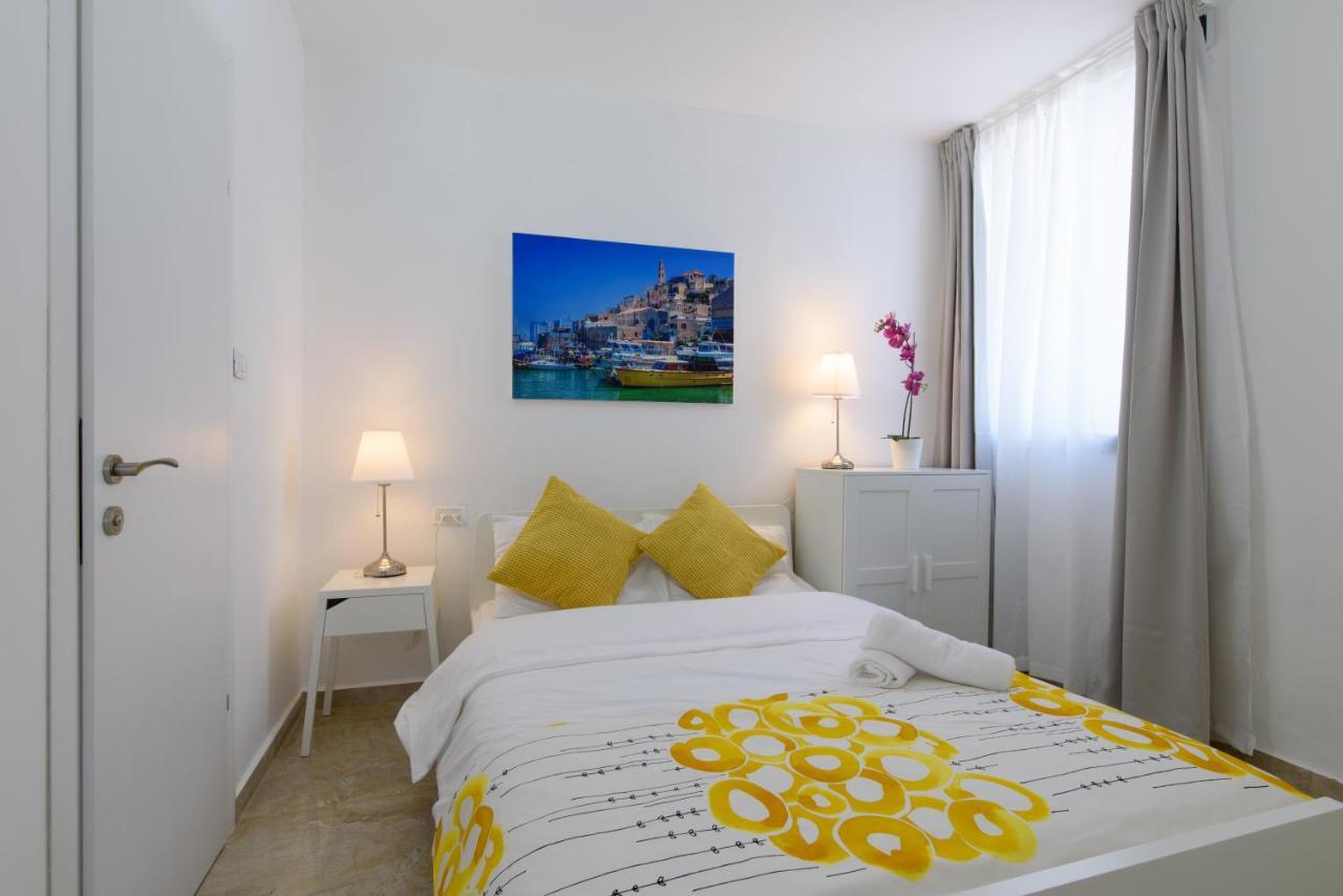 Studio & Apartments On The Beach By Aspentlv Tel Aviv Exterior photo